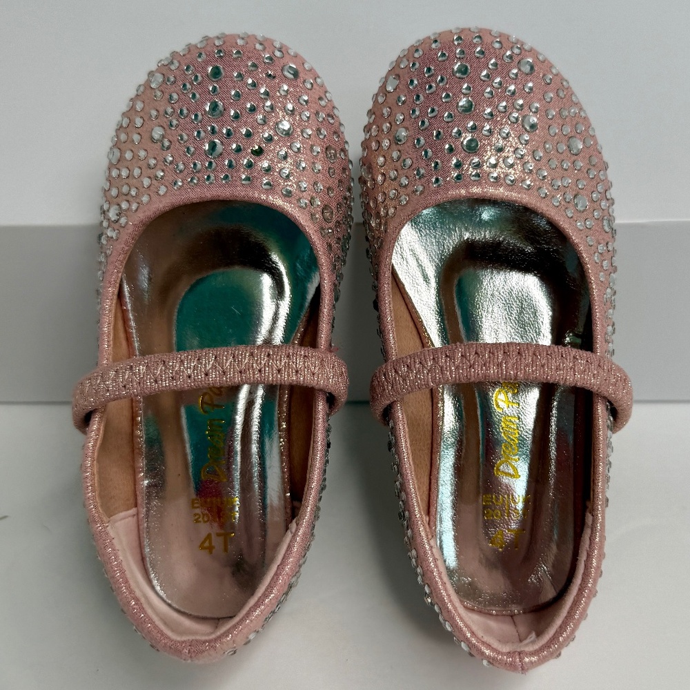 DREAM PAIRS Ballerina-inspired Shoes, Size 4T